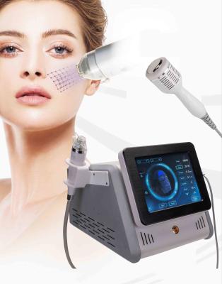 China Estiramiento fraccionario Mark Removal Machine del RF Microneedle en venta