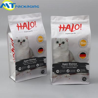 China Aluminium Foil Resealable Food Pouches , Beautiful Pattern Dog Food Bag for sale