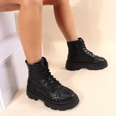 China Comfortable Soft PU Chunky Toe PU Shiny Black Women's Round Toe Boots Thicker Sole Lace Up Zipper Boots for sale