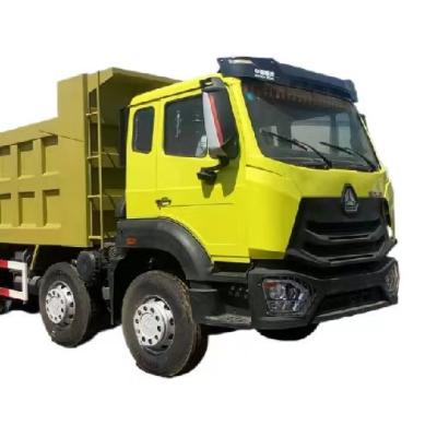 China Sinotruk Howo N7 8x4 12 Räder Tipper Dump Truck mit Wd615 Dieselmotor für Philippinen zu verkaufen