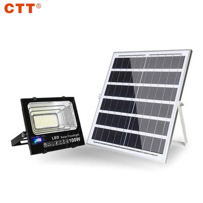 China Solar Garden 30w 50w 100w 300w 500w Outdoor LED Solar Flood Lights Garden Lamp Waterproof for sale