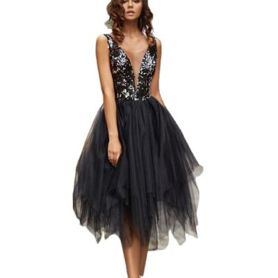 China Breathable Women Black Evening Dress V Neckline Beaded Sequins Edge Backless Mini Formal Evening Dresses for sale