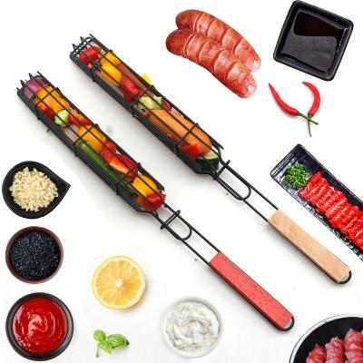 China Best New Design BBQ Grill Accessories Modern Wooden Handle Non-Stick BBQ Grilling Basket Hot Dog Basket Grill BBQ Grill for sale