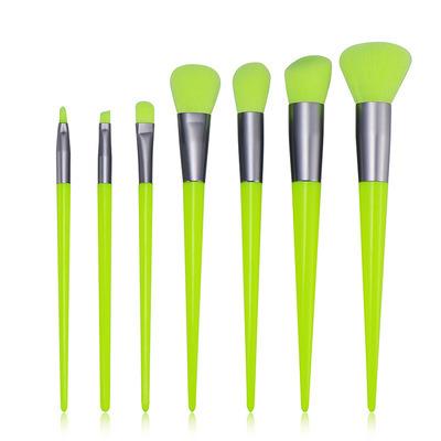 China new monochrome 7 style plastic makeup brush beauty skin-friendly brush for sale