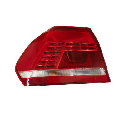 China luz roja B5 2013 de la cola del parachoques trasero 56D 945 095A 2014 asambleas de la luz de la cola de VW Passat en venta