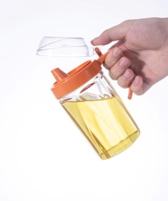 China Hot Selling Plastic Olive Cooking Kitchen Oil Vinegar Oil Jug Bottle Pot 400ml for sale