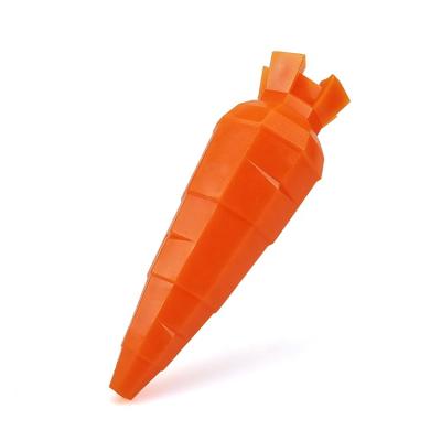 China Sustainable dog chew toy tpr dog toy carrot shape puzzle treats dog toy for sale