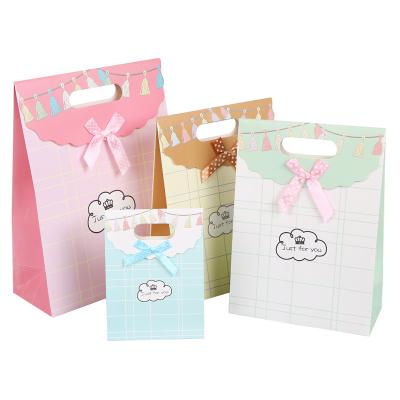 China Shopping Paper Recycling Bag Embossing Recycled Materials Packing Items for sale