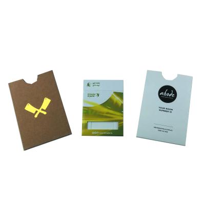 China Custom Recyclable Cheap Gift Voucher Small VIP Paper Bag Card Packaging for sale