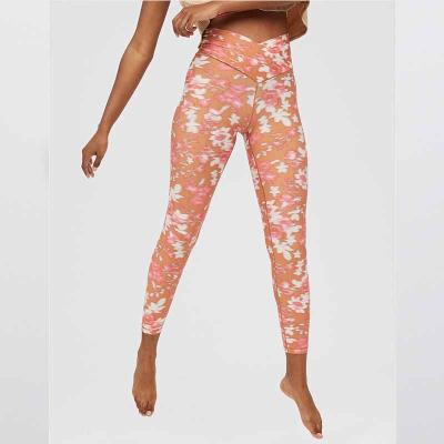 China Wholesale Custom Printed Color Polyester Spandex Yoga Pants Women's Leggings Women Breathable Yoga Pants for sale