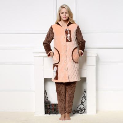 China Thermal Popular Women Printed Pajamas Hooded Long Pajamas Set Double Pockets Cotton Thick Homewear Flannel Pajamas for sale