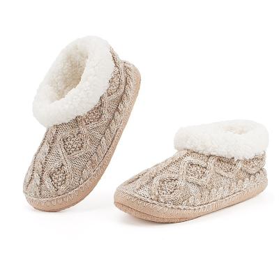 China Fashion Trend Hengyuan Women's Slipper Booties With Non-slip Soles, Sherpa Fleece Lined Moccasin Bootie Slippers for sale