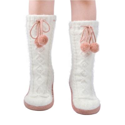 China Hengyuan Breathable Women's Super Soft Cable Knit Warm Non-slip Winter Slipper Socks With Rubber Sole for sale