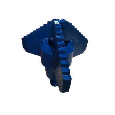 Cina API 3 Wing Tungsten Carbide Step Type Drag Bit per la perforazione di pozzi idrici in vendita