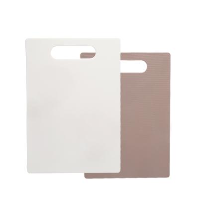 China Sustainable Non Slip Plastic Cutting Boards For Kitchen Cutting Block Cutting Board for sale