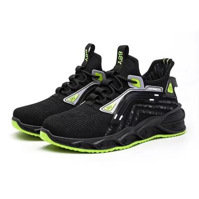 China Fashion Trend 2022 Summer Breathable Casual Walking Shoes Durable Lightweight Sports Shoes Men for sale