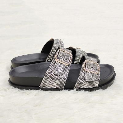 China Diamond Design Slippers Outdoor Casual Light Weight Adult Outdoor Slippers Flat Smart Women's Slippers for sale