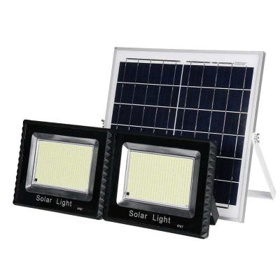 China Waterproof Ip65 100W Outdoor Contemporary Modern Garden LED Integrated Solar Powered Solar Lights Flood for sale