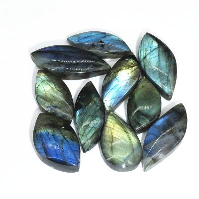 China Europe OEM&ODM Handmade Jewelry Crystal Necklace Labradorite Cabochon Stone Pendant for sale