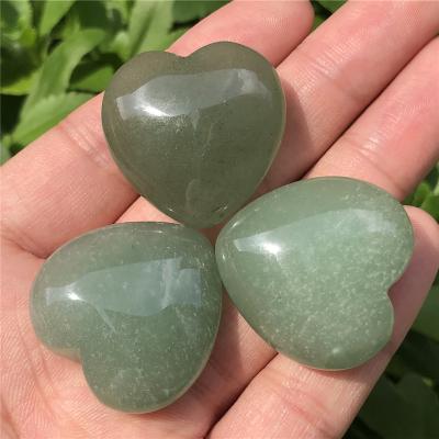 China Wholesale Europe Crystal Heart Reiki Clear Quartz Heart Stone For Chakra Energy Healing Stone Massage for sale