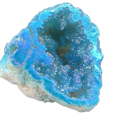 China Europe Aura Agate Geode Geode Healing Crystal High Quality Blue Quartz for Home Decoration for sale