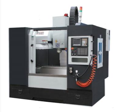 China Alto centro de mecanización multifuncional del CNC de la precisión que muele VMC650 en venta