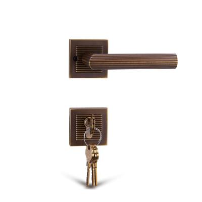 China Home decor solid brass and black bronze door lever handles for sale