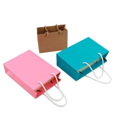 China Recyclable clothing hair packaging paper bag asorted gift bags with tissue paper for sale