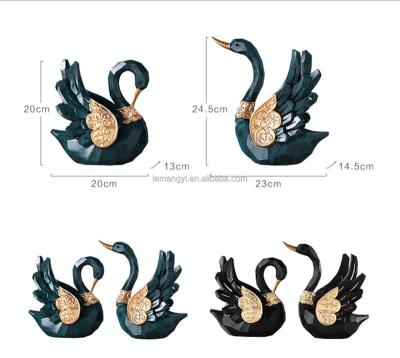 China Aurelie Couple Swans Resin Craft Modern Indoor Swan Sculpture Modern Antique Classic Household Decoration Ornament Decoration for sale