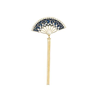 China Custom Women's Fashion Ladies Brooches Jewelry Inspired Designer Brooches and Pins for sale