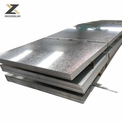 Chine JIS SPCC Spcd G30/60/90 Z275 Zinc Roche métallique en fer et acier Gi bande de carreaux en acier Aluzinc Gi/Gl/PPGI/PPGL tôle de toiture ondulée Trapèze à vendre