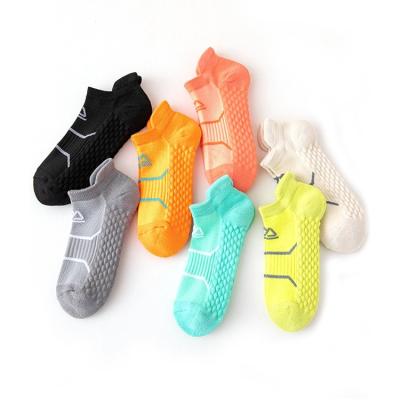 China China Factory Wholesale Daily / Sports Daily Socks Unique Running 3d Massage Sports Socks for sale