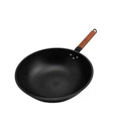 China High Quality Chinese Cast Iron Cookware 32cm Nonstick Wok Pan Without Lids Fish Scale Non Stick Frying Pan Stick for sale