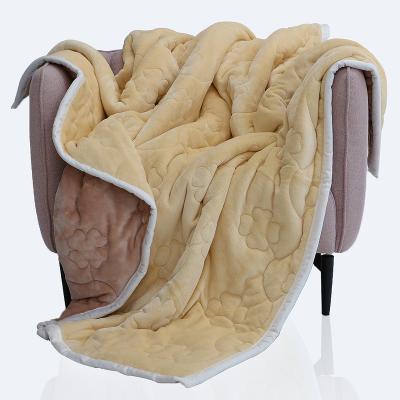 China Soft PORTABLE Fuzzy Plush Flannel Bed Blankets Warm Fleece Plaid Blanket for sale