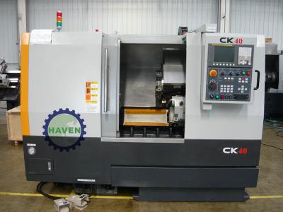 China Cast Iron Bed Conventional CNC Lathe Machine with FANUC 0i mate control system for sale