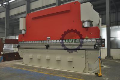 China Red Heavy Hydraulic Press Brake For Big Steel Plate Metal Bending for sale