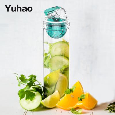 China 800ml 27oz Viable Factory Custom Logo Free Sample BPA Tritan Fruit Infuser Plastic Bottle for sale