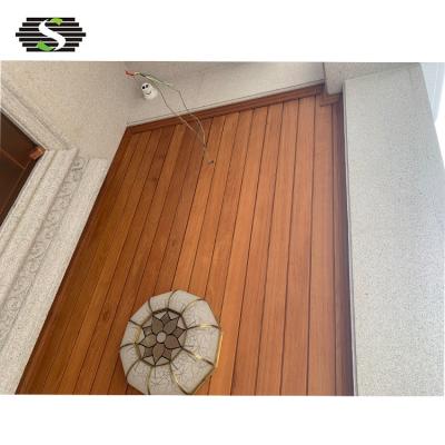 China Modern Eco Friendly Home Interior Decor Teak Wood Ceiling Ceiling Designs Panel for sale