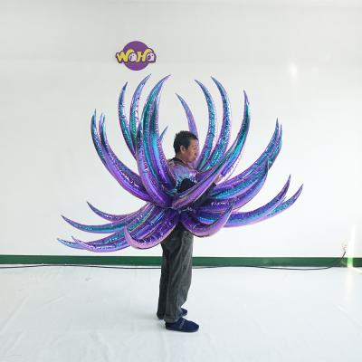 China Oxford Business Activity Exhibition Dance Party Giant Inflatable Balloon Performance Inflatable Wings Costume zu verkaufen