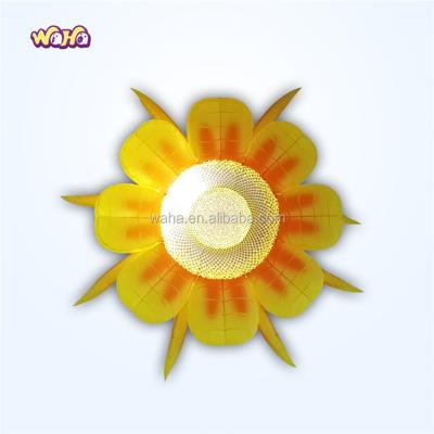 Cina Oxford Cloth Giant Inflatable Sunflower Decorated With Wedding Party Decoration Flower in vendita