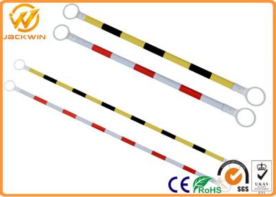 Chine La barre escamotable de cône de route de PVC de noir jaune réfléchi pour le trafic relient Polonais à vendre