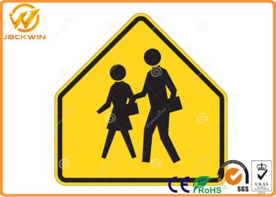 China Yellow Reflective School Pedestrian Crossing Sign with Aluminum Plate Material for sale