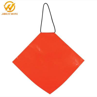 China Kraft-PVC-Sicherheits-orange warnende Flagge des langlebigen Gutes hallo mit quadratischer Form für Verkehrs-Sicherheit zu verkaufen