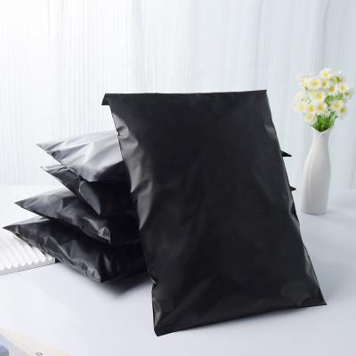 China Eco-friendly Custom Mailing Bags Biodegradable Plastic Waterproof Custom Postal Mailing Bags For Clothing Shipping for sale