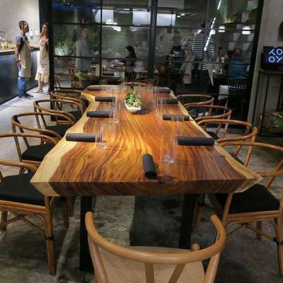 China Modern Home Furniture Restaurant Solid Wood Wooden Dining Table for sale