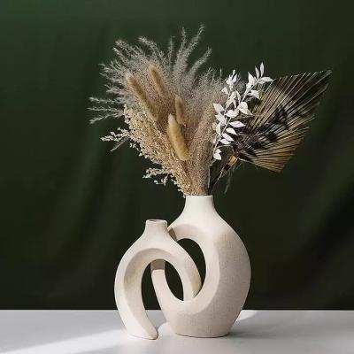 China New Arrivals Pampas Grass Pot Natural Dried Flowers Vases Nordic Modern Home Decor Bouquet Unglazed Ceramic Vase Set for sale