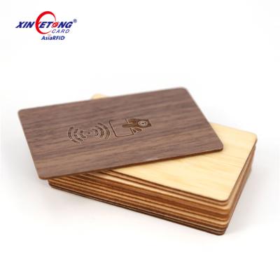 China Credit Card Size CR80 Wooden Waterproof / Waterproof Natural NFC Printed 1.5mm RFID Wooden Card for sale