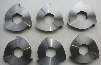 China Las cuchillas de corte de la máquina de la cuchilla H13K del esquileo de la guillotina cubren para corte de metales en venta