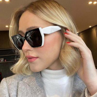 China Manbao Optical 95324 Hot Sales Fashion Big Frame Sunglasses Square Shades Black UV400 Leopard for sale