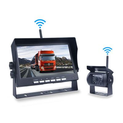 China Waterproof Digital Wireless Vehicle System Rear View Radio Forklift BUS Truck View Camera Backup System With 7 Inch 4CH Slot Monitor for sale